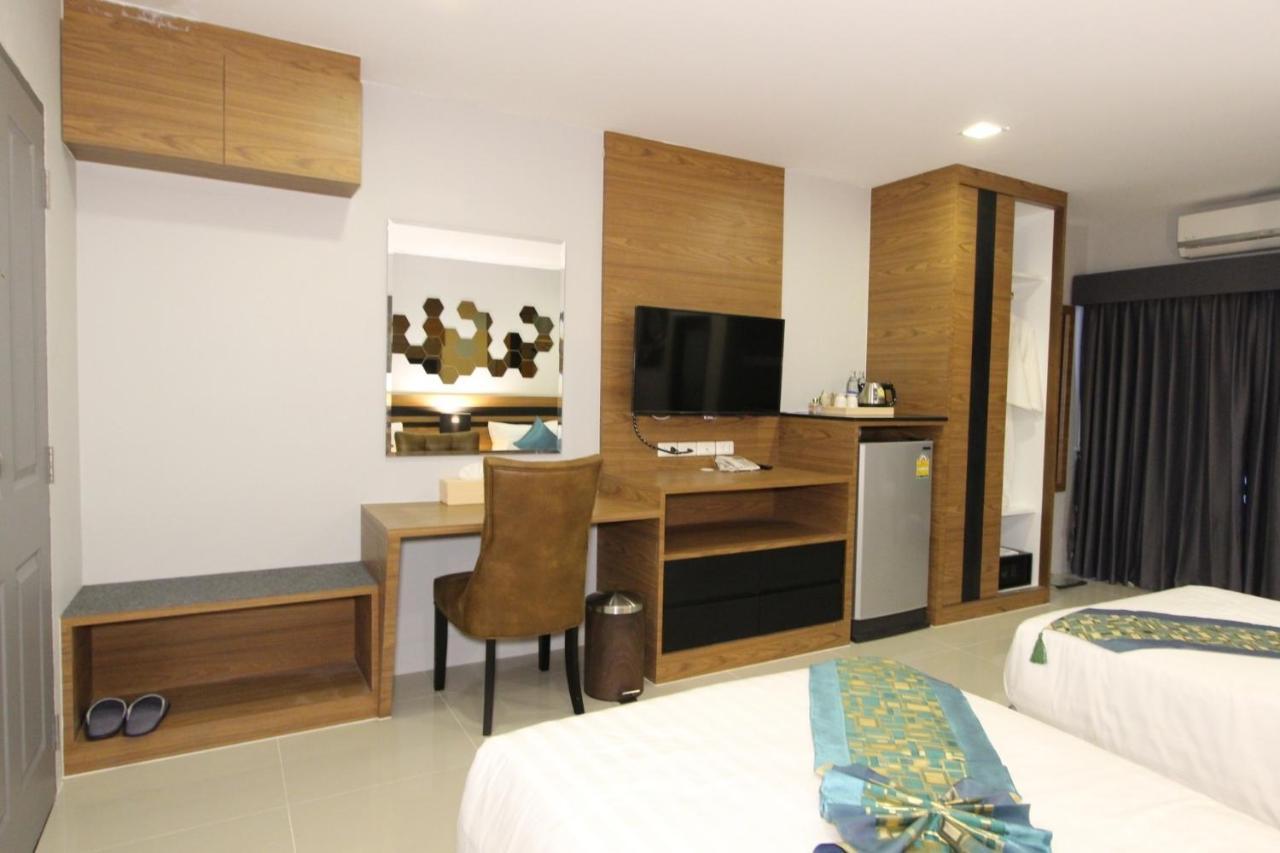 The Leisure Hotel Bang Bo Buitenkant foto